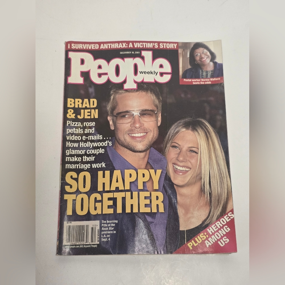 People Mag Dec 10 2001 Brad Pitt Jennifer Aniston + Anthrax Survivor Story